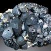 سنگ آهن مغناطیسی مگنتیت (magnetite)