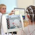 حذف نویز EOG از الکتروانسفالوگرام (Electroencephalogram) توسط فیلتر وفقی